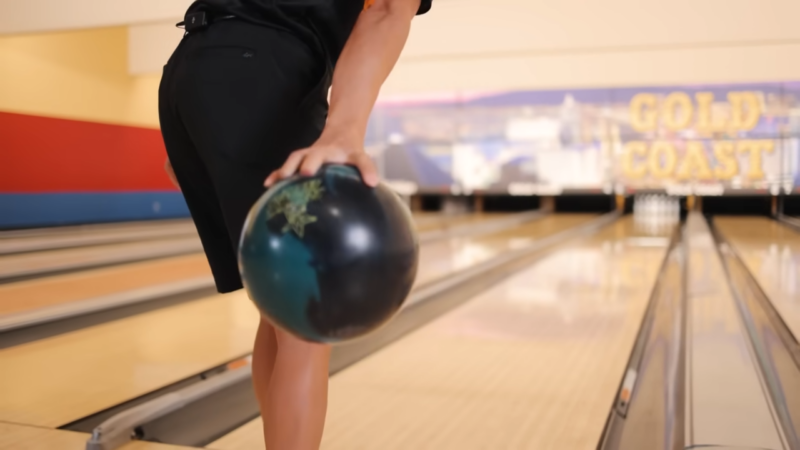 Learn how To Curve a Bowling Ball with These Techniques