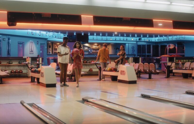 friends bowling