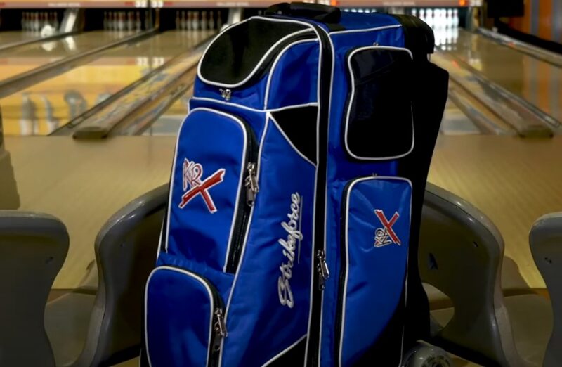 Selecting a beginner bowling bag